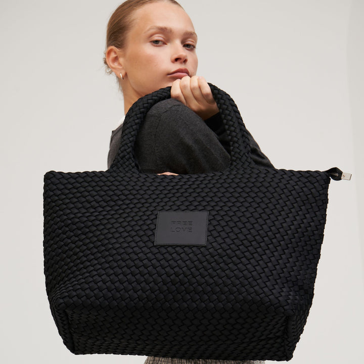 Borsa grande in neoprene 'FREE LOVE' tinta unita - nero