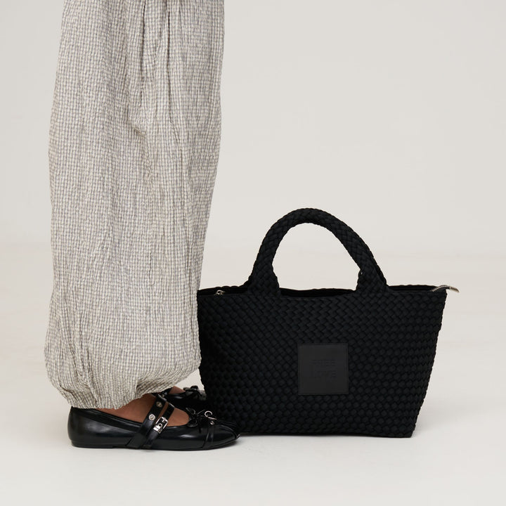 Borsa media in neoprene 'FREE LOVE' tinta unita - nero