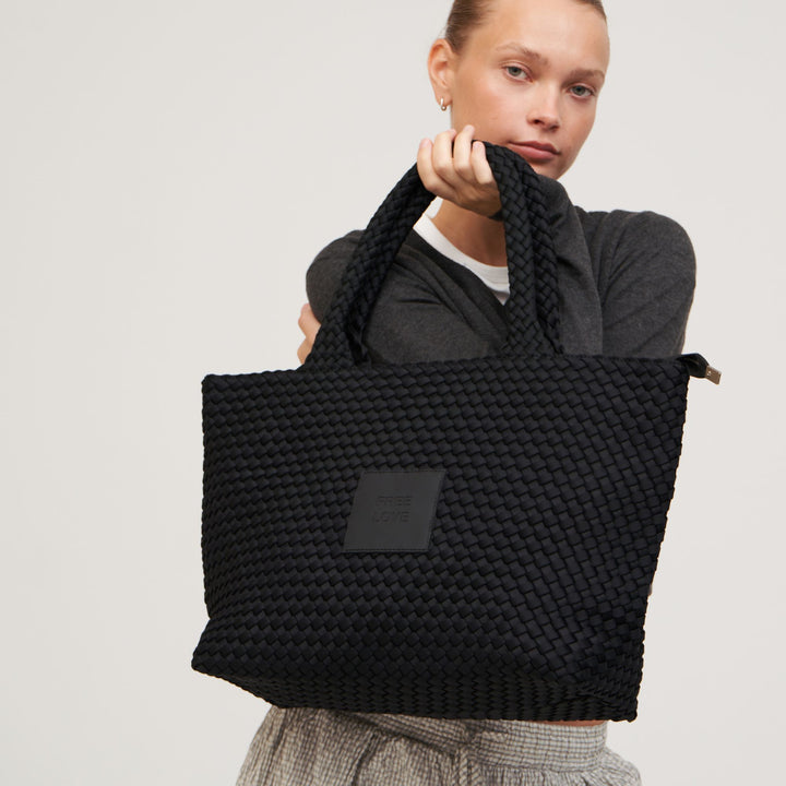 Borsa grande in neoprene 'FREE LOVE' tinta unita - nero