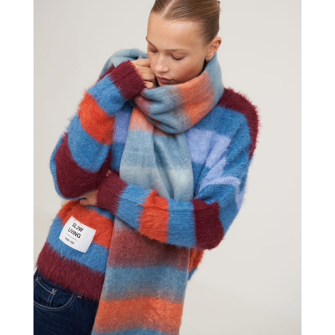 KNITWEAR BOXY STRIPES 'SLOW LIVING' - blue and burgundy mix