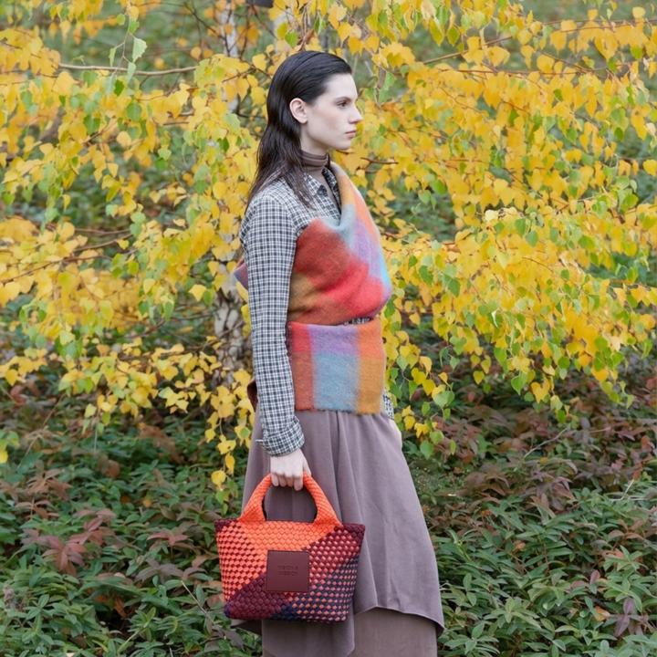 Borsa piccola in neoprene 'VISION & MISSION' tono misto - blu navy & bordeaux & arancione