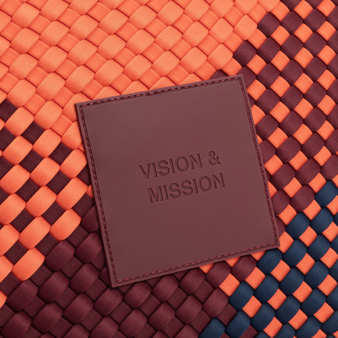 Borsa piccola in neoprene 'VISION & MISSION' tono misto - blu navy & bordeaux & arancione