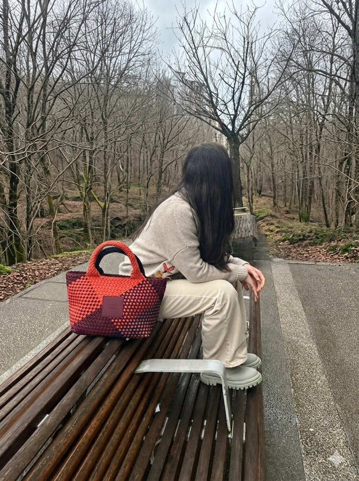 Neoprene LARGE BAG 'VISION & MISSION' mixed color - navy blue & burgundy & orange
