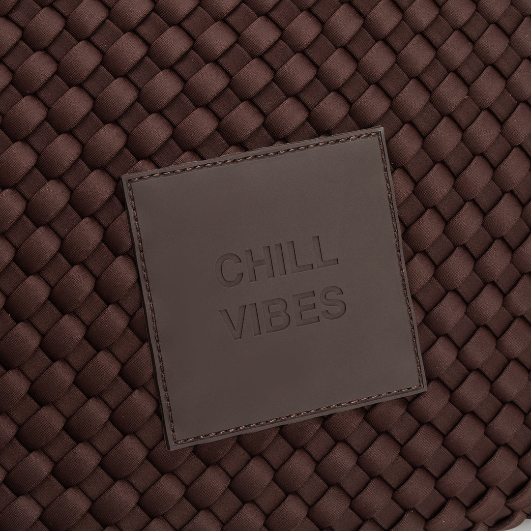 Neoprene MEDIUM BAG 'CHILL VIBES' plain - dark brown