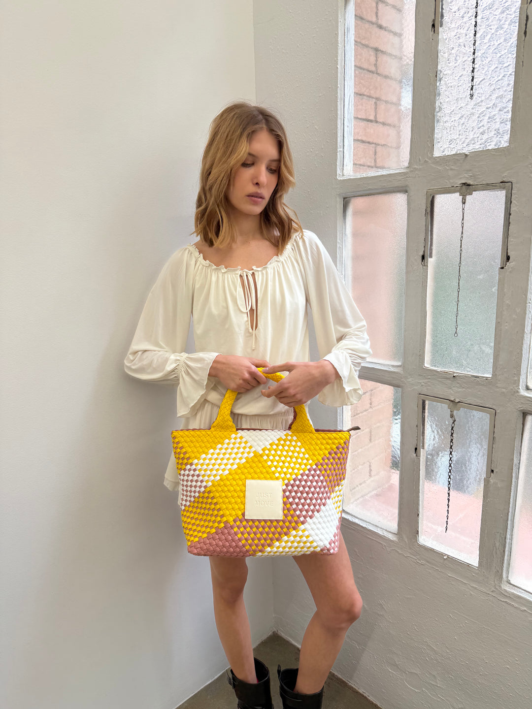 Neoprene MEDIUM BAG 'JUST MOVE' multicolour pink&yellow&white