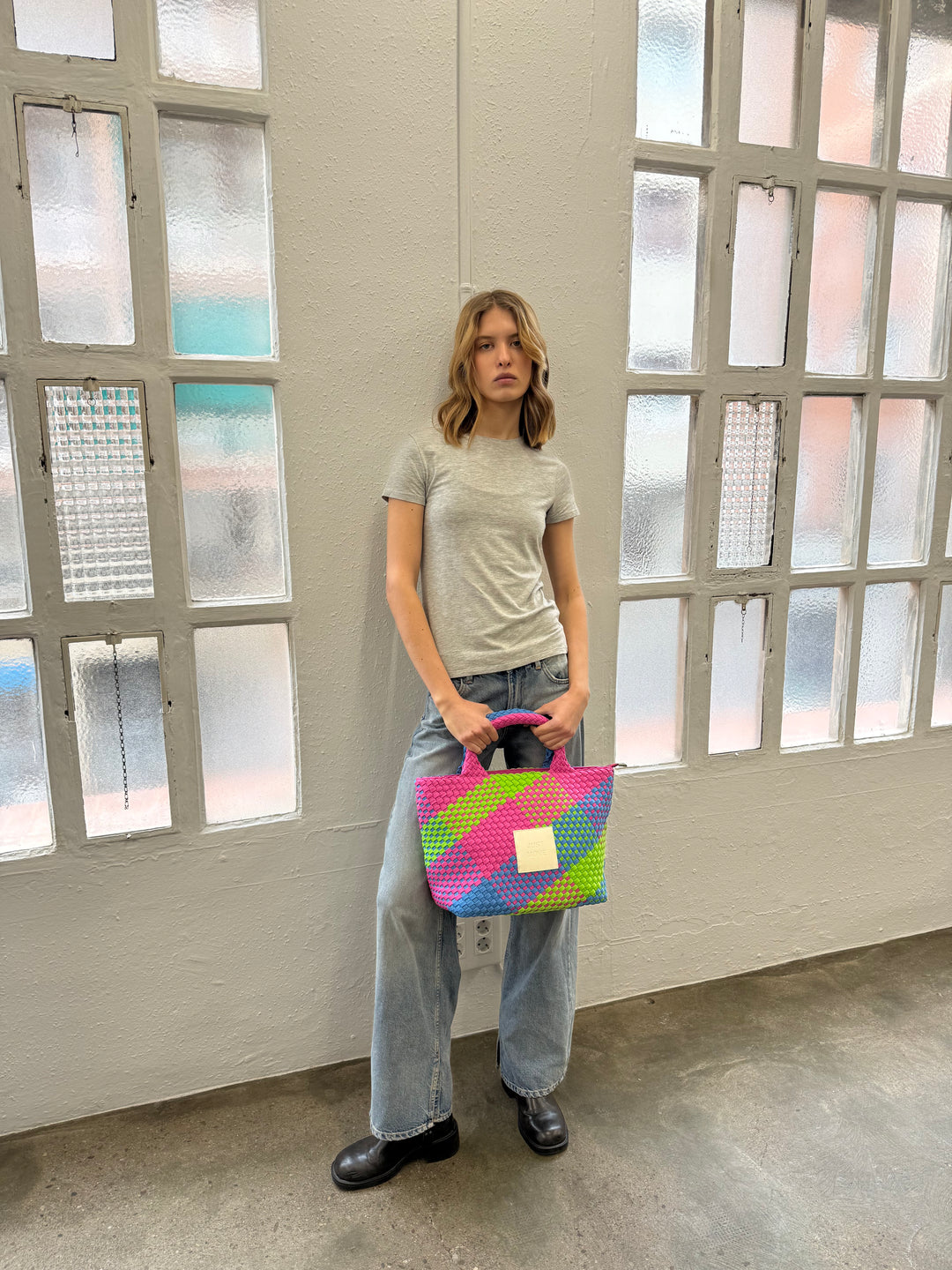 Neoprene MEDIUM BAG 'JUST MOVE' multicolour pink&blue&green