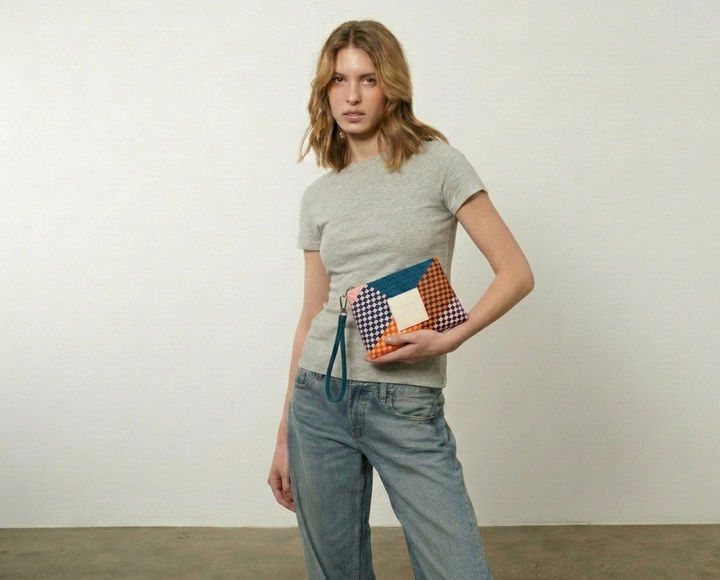 Neoprene CLUTCH BAG 'LIFE IS SIMPLE' multicolour blue&orange&pink