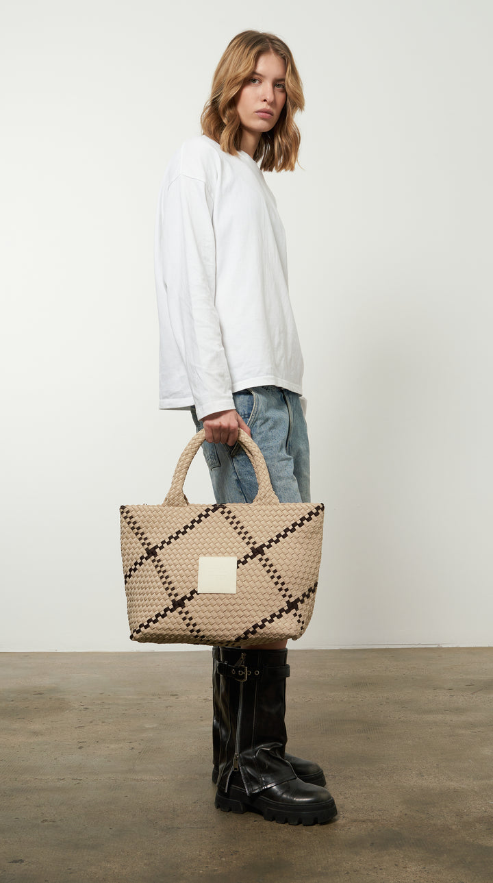 Neoprene LARGE BAG 'CHILL VIBES' two-tone beige and dark brown