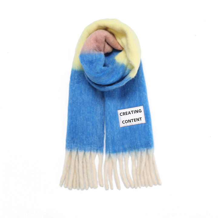 Maxibufanda Creating Content