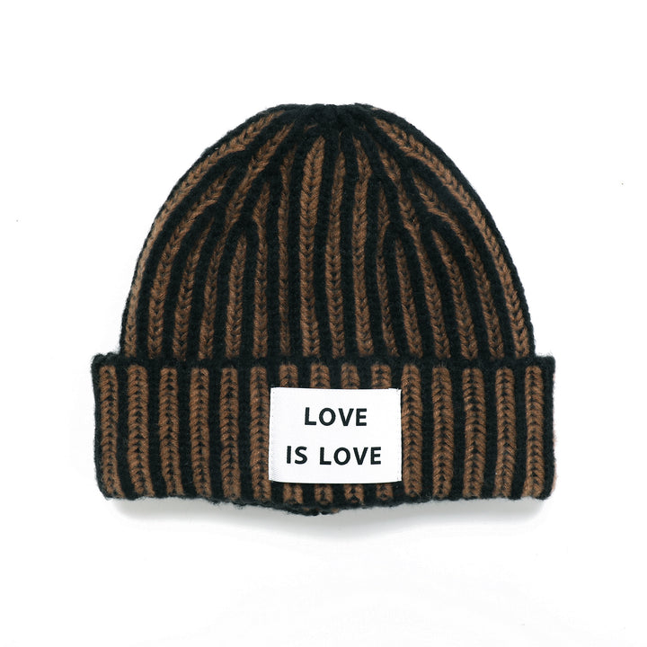 Gorro Marrón - Love is love
