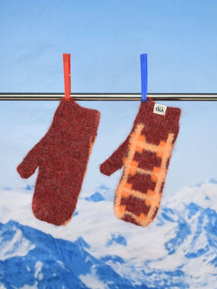 Mitts hairy yarn always slay VTD