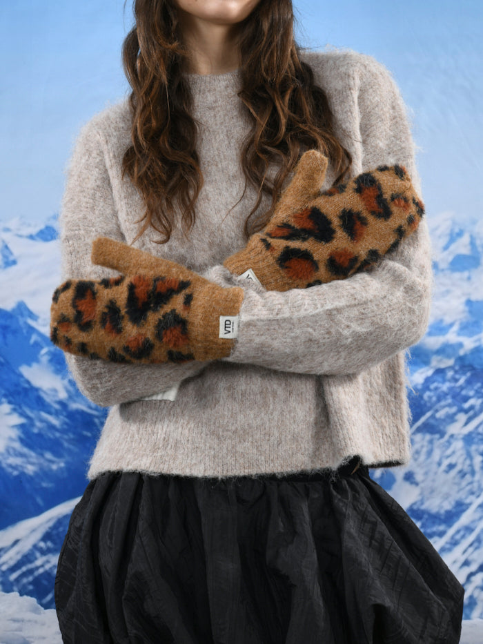 Mitts hairy yarn always slay VTD