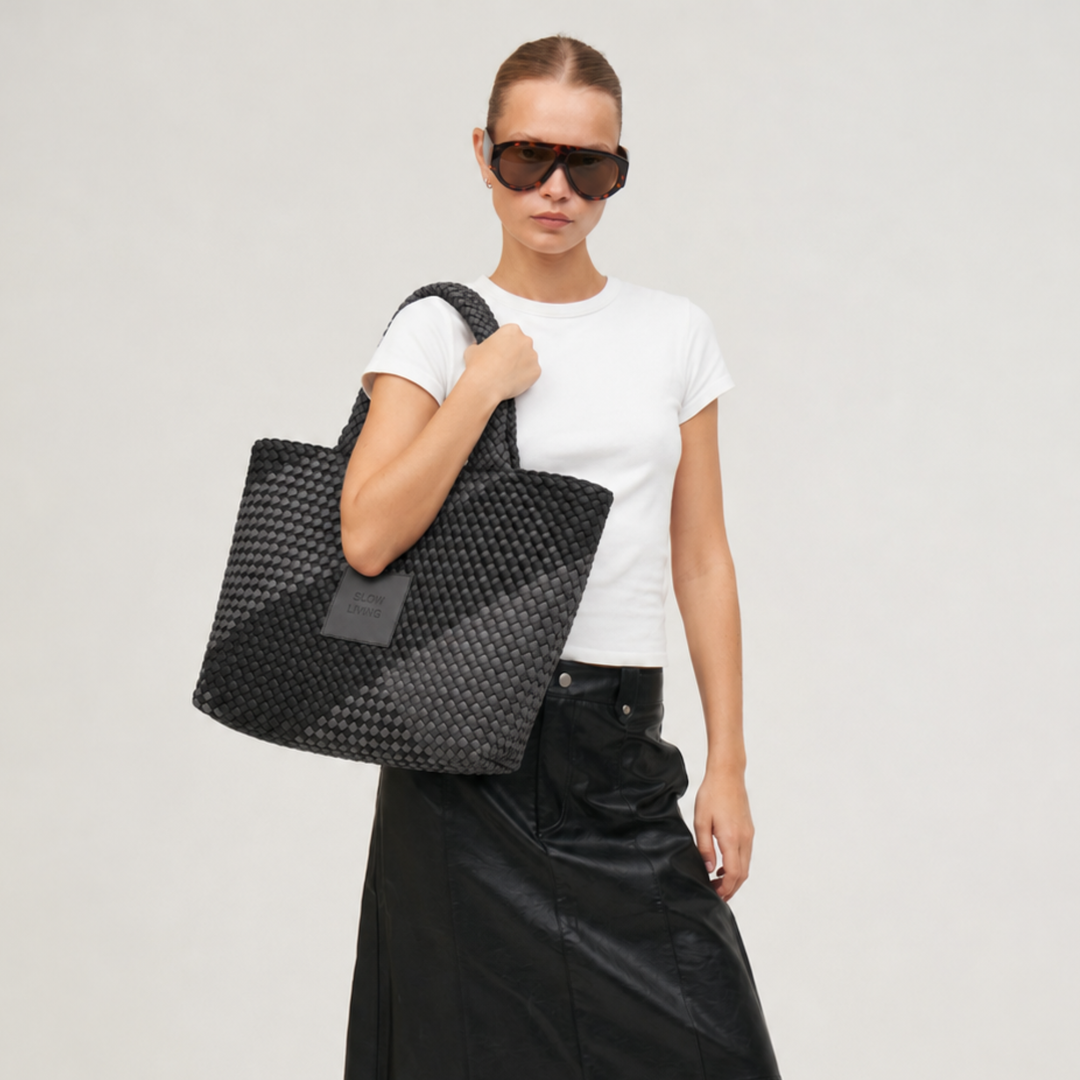 Borsa grande in neoprene 'SLOW LIVING' bicolore grigio e nero